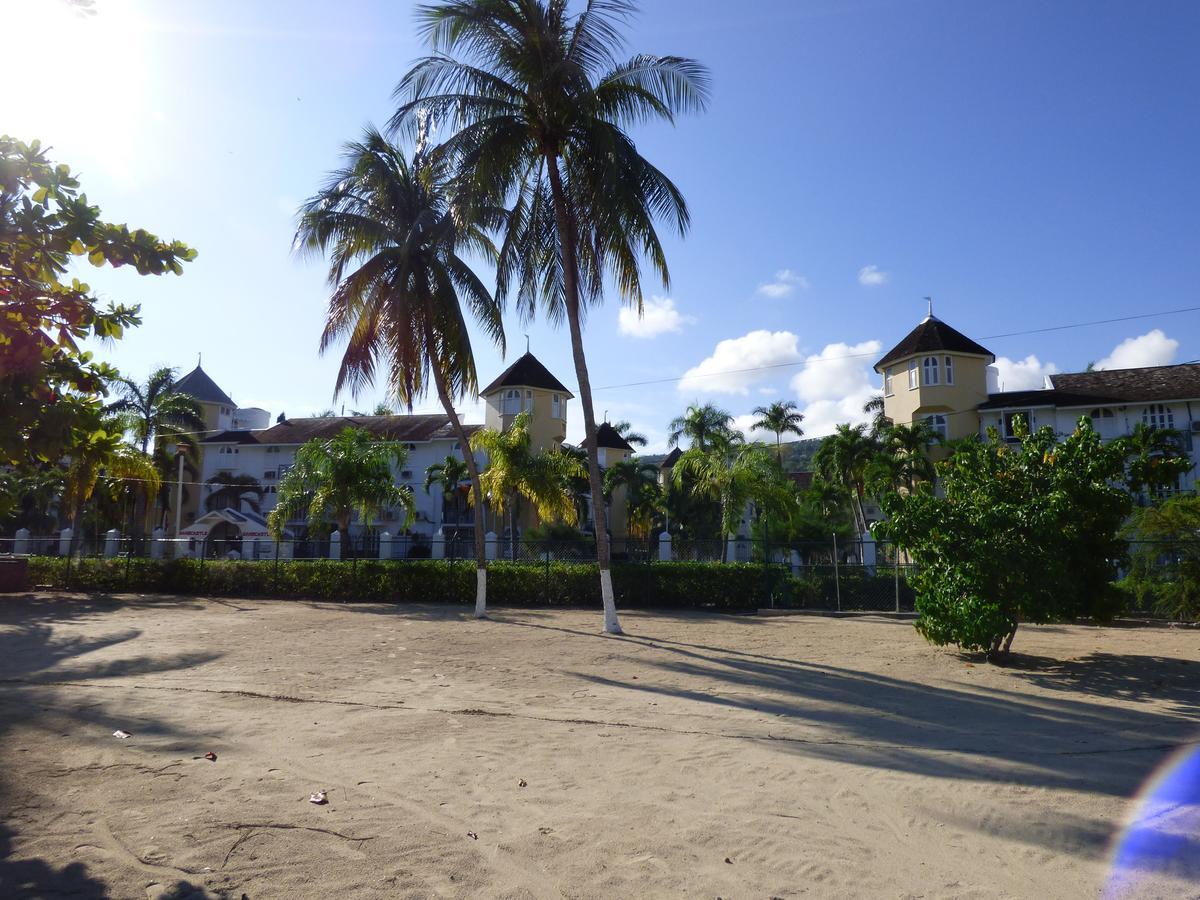 Beach One Bedroom Suite A22 Ocho Rios Kültér fotó